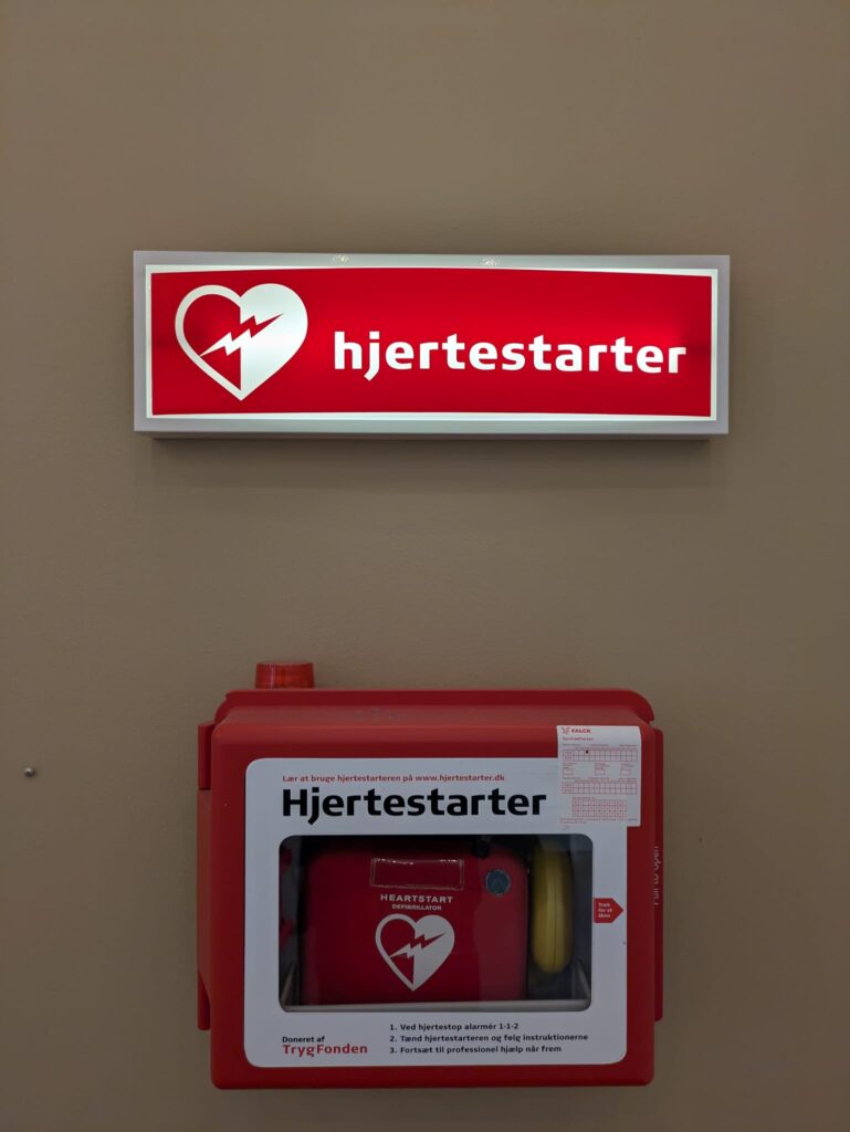 Defibrillator